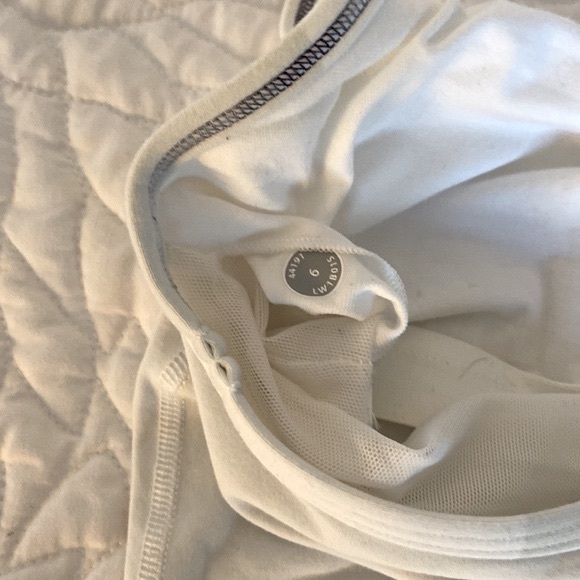 lululemon power y tank - EUC - size 6 - Picture 6 of 6